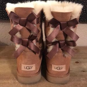 Bailey bow chestnut ugg boots